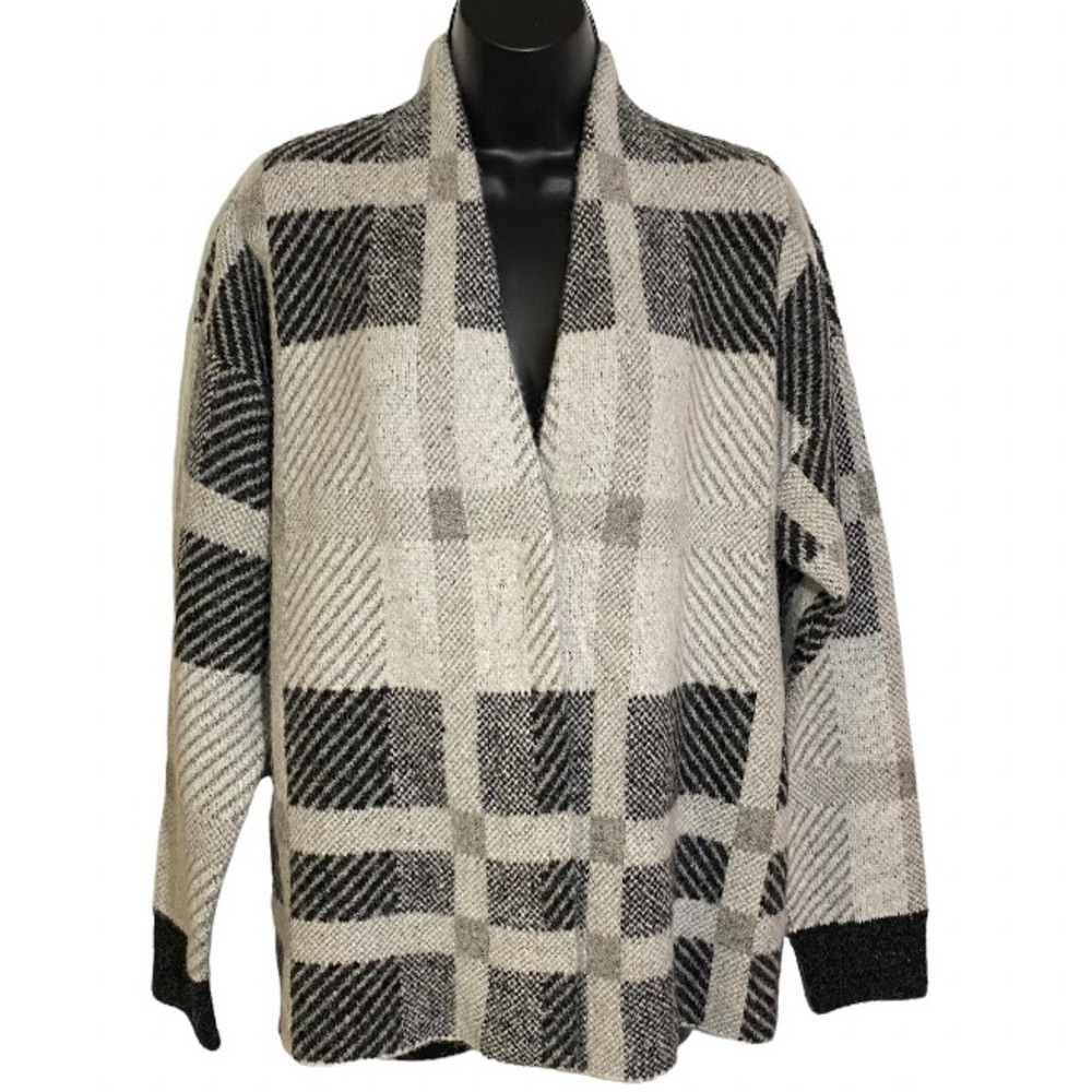 Cyrus Sweater Coat Long Sleeve Shawl Collar Car Coat Snap Front Gray Plaid Med